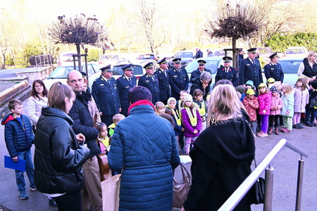 2025-11-14_Metika Prizig svec za zrtve prometnih nesrec_011